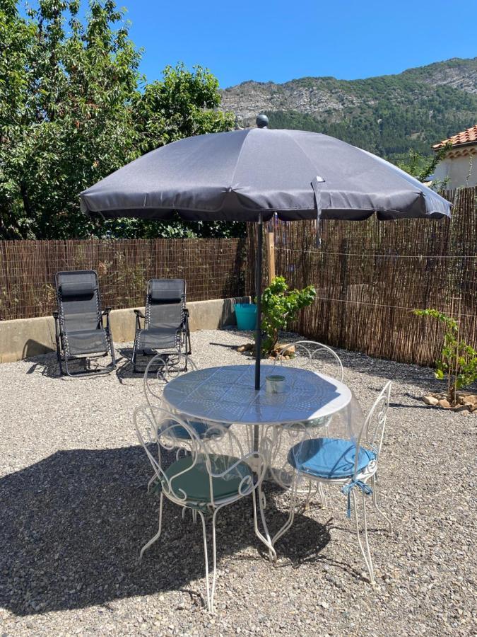 Вілла La Petite Perle De Provence Сістерон Екстер'єр фото